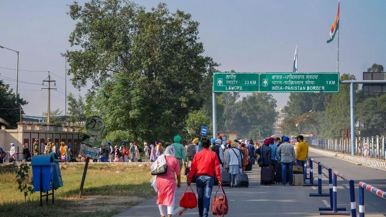 450 Indians including many students were trapped in Pakistan for 16 months, finally 'homecoming'