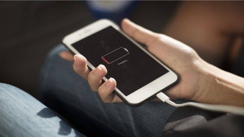 How much power is left in the battery of your Android phone and iPhone?  Know this in minutes