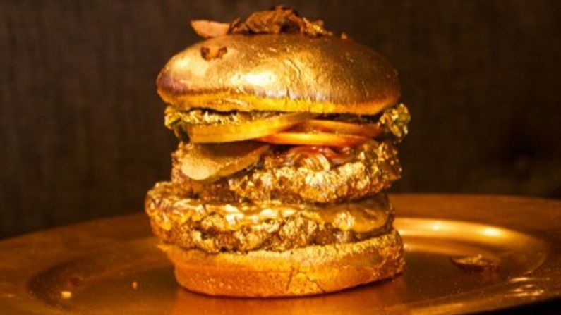 gold-plated-burger-in-colombia-people are shocked to know the prices
