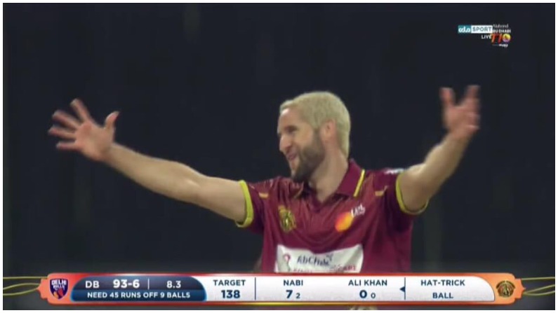 Wayne Parnell becomes fourth bowler to take Hattrick in T10 League