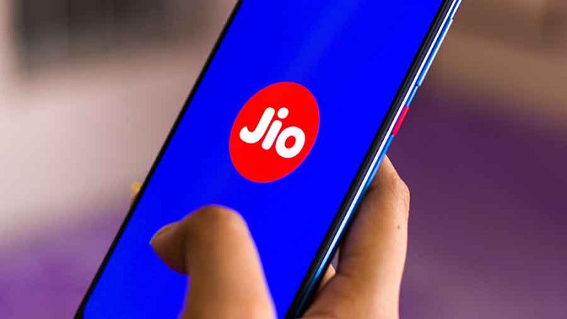 Amazing offer from Jio!  Calling and SMS free for the whole year along with 1,095GB of data