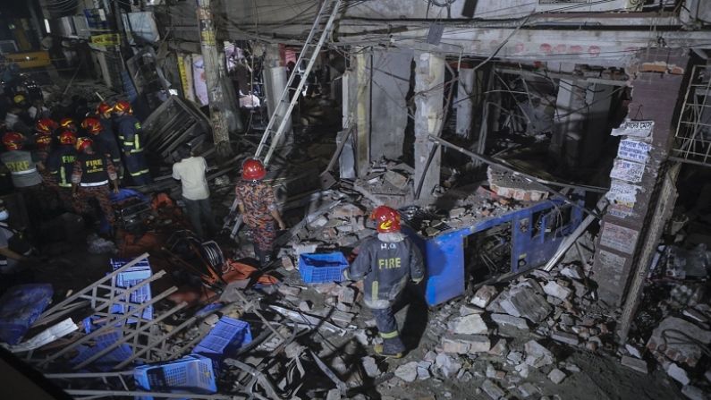 Blast in Bangladesh: The capital Dhaka, the capital city of Dhaka, was killed by a massive explosion, more than 70 injured.