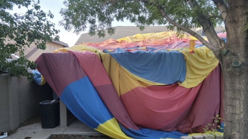 US: Hot air balloon crashes in New Mexico after getting stuck in electrical wires, five dead, 13,000 homes go off