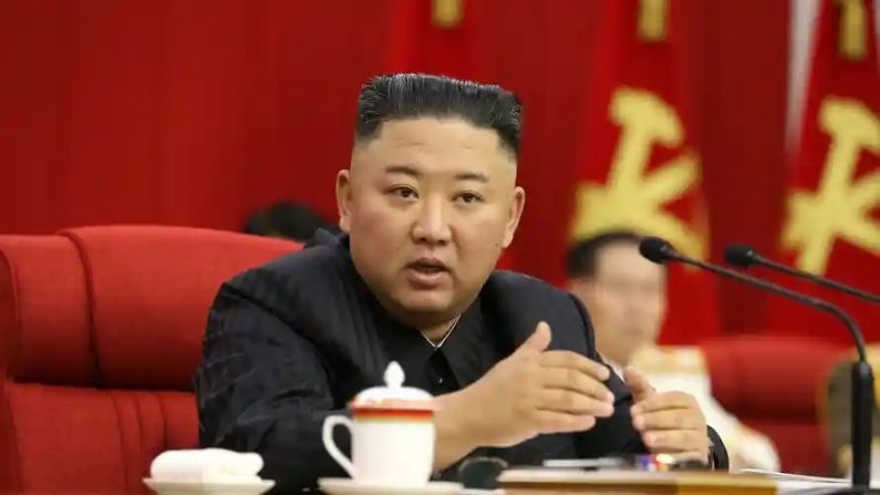The weight of the dictator of North Korea is decreasing, the people of the country are crying after seeing the 'skinny' Kim Jong Un