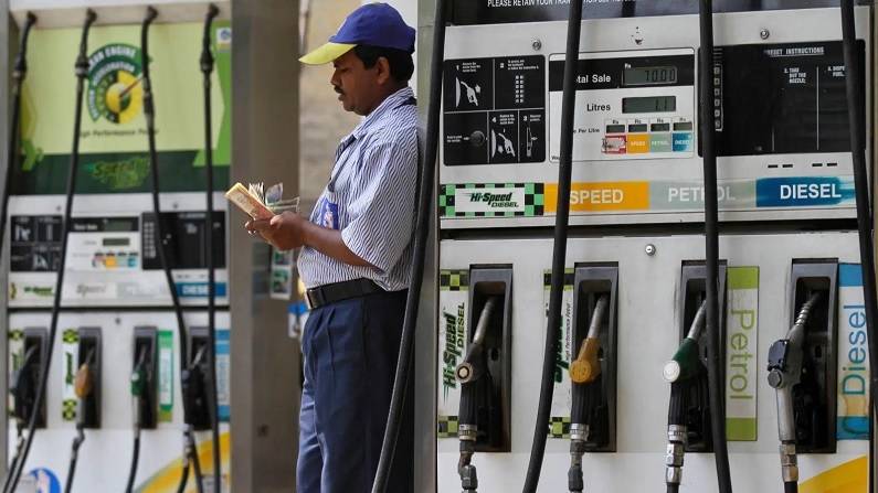 Oil prices skyrocketed in Tamil Nadu, price crossed Rs 100 a liter