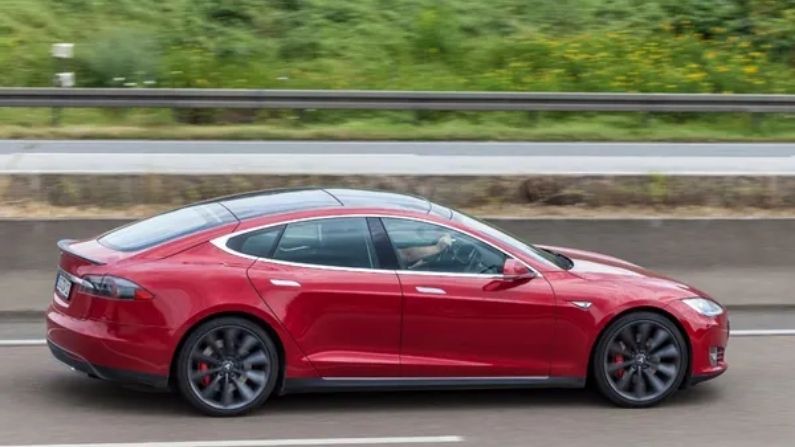 Tesla cars will get new software update, Elon Musk confirms