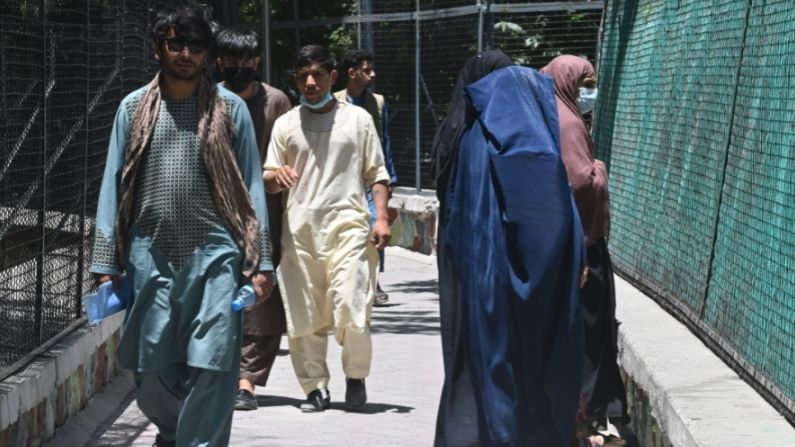 Taliban Law: Taliban Law Returns to Afghanistan!  New rules issued for women and men, schools-hospitals closed