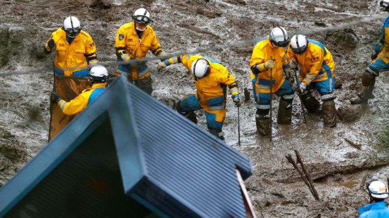 Japan Landslide: Houses were washed away like a pack of cards after a horrific landslide in Japan, see horrifying videos and pictures
