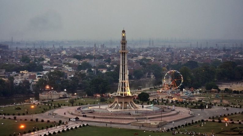 Pakistan (1)