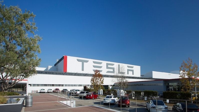 This state government is ready to give 1000 acres of land to Tesla, the company can set up its own electric car plant